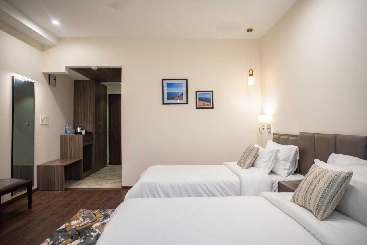 דהראדון Hotel Alaya מראה חיצוני תמונה